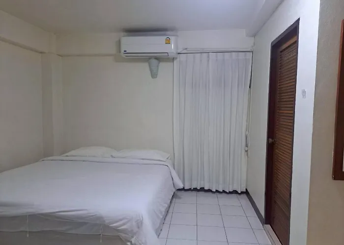 Casa de hóspedes Baansathorn21